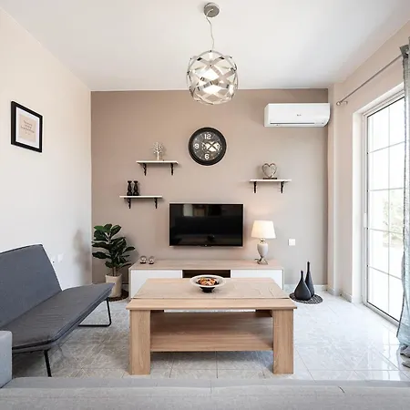 In Einem Olivenhain In Strandnaehe By Interhome Сasa de vacaciones