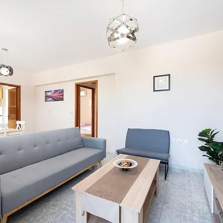 In Einem Olivenhain In Strandnaehe By Interhome