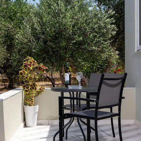 In Einem Olivenhain In Strandnaehe By Interhome Сasa de vacaciones Linopotis